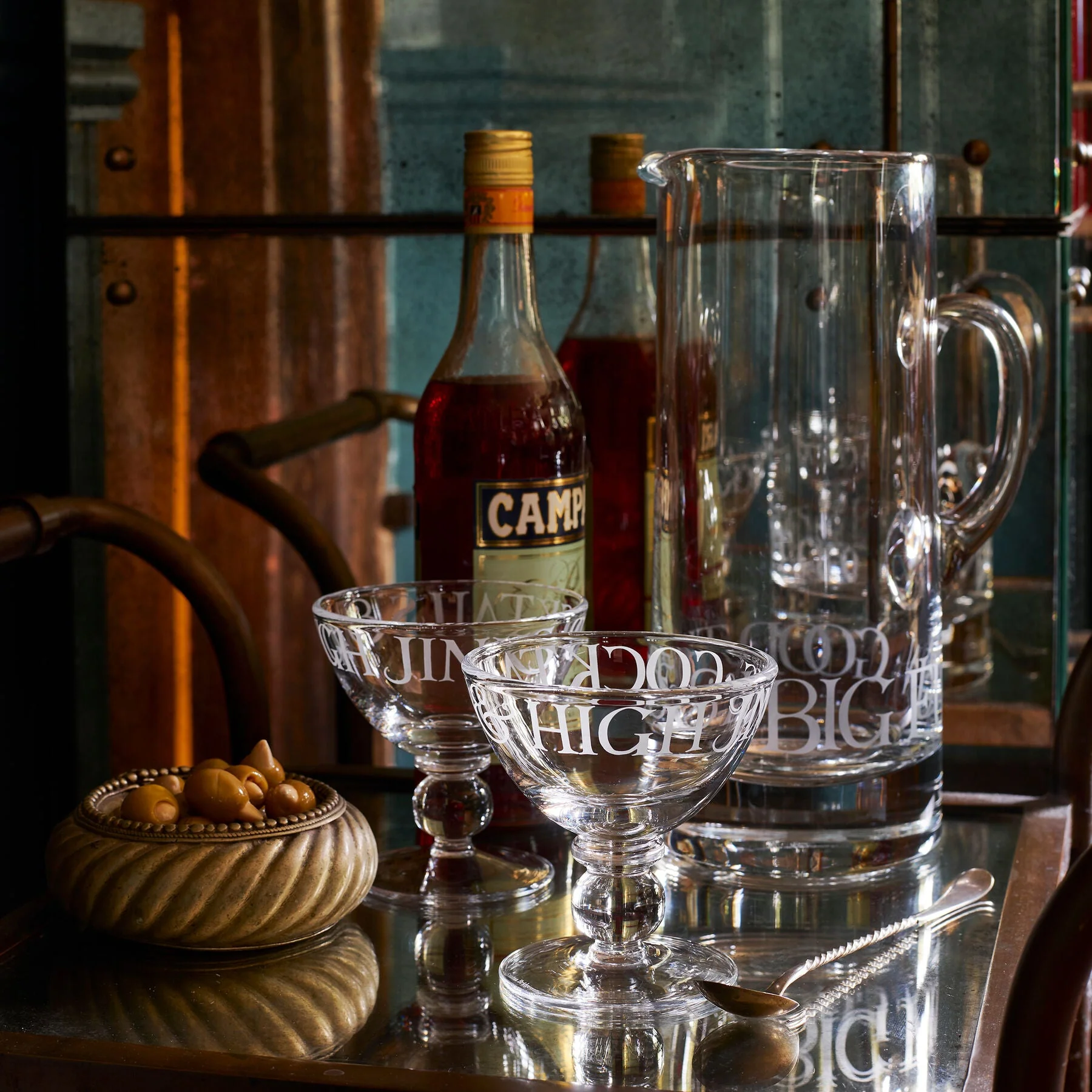 Black Toast Glass Cocktail Jug - Image 4