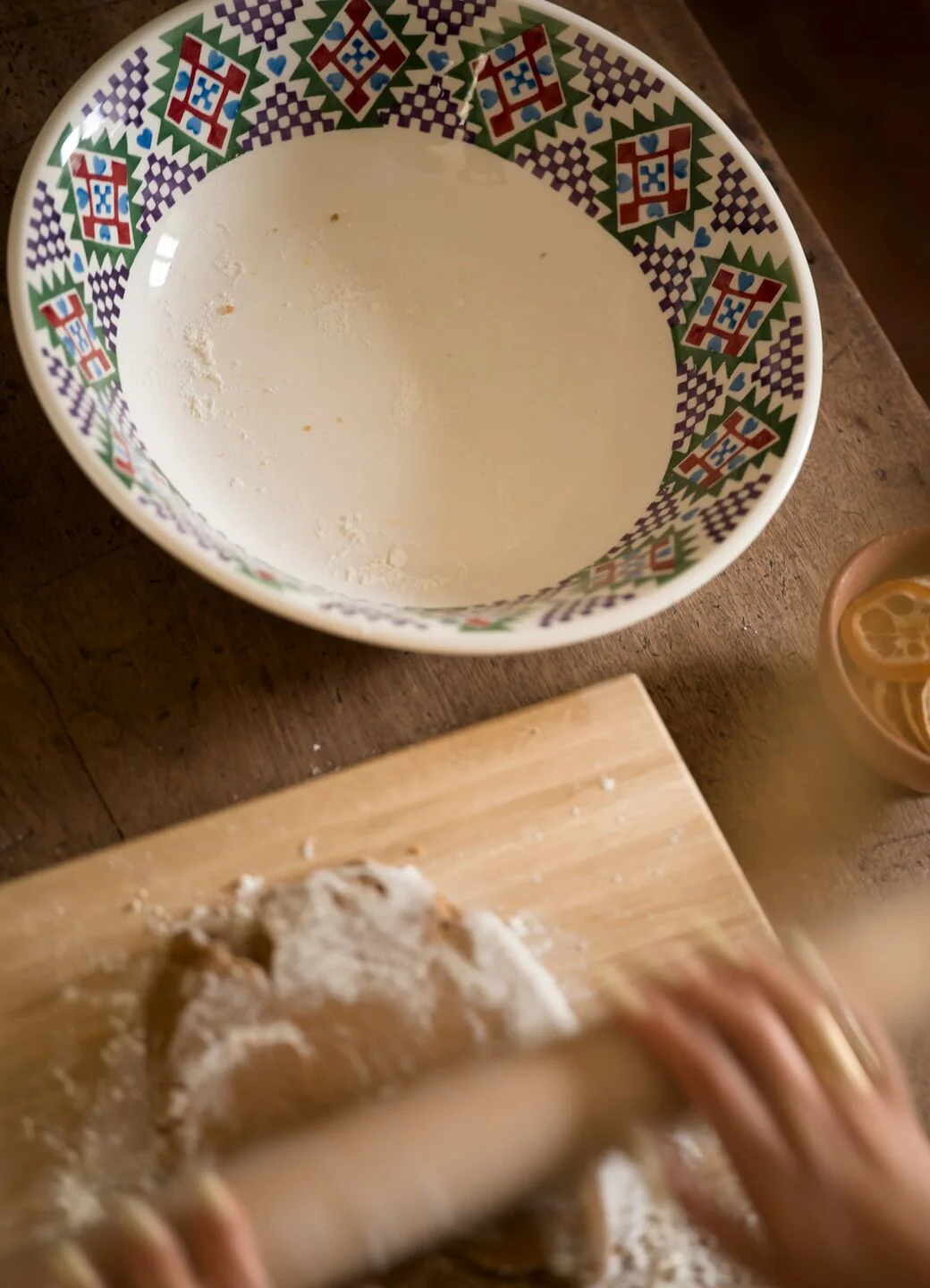 Christmas Quilt Large Dish - Image 4