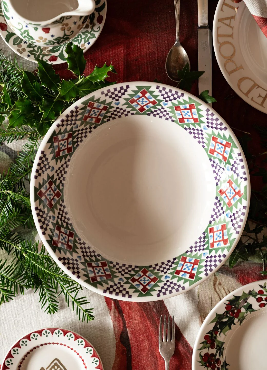 Christmas Quilt Large Dish - Image 6