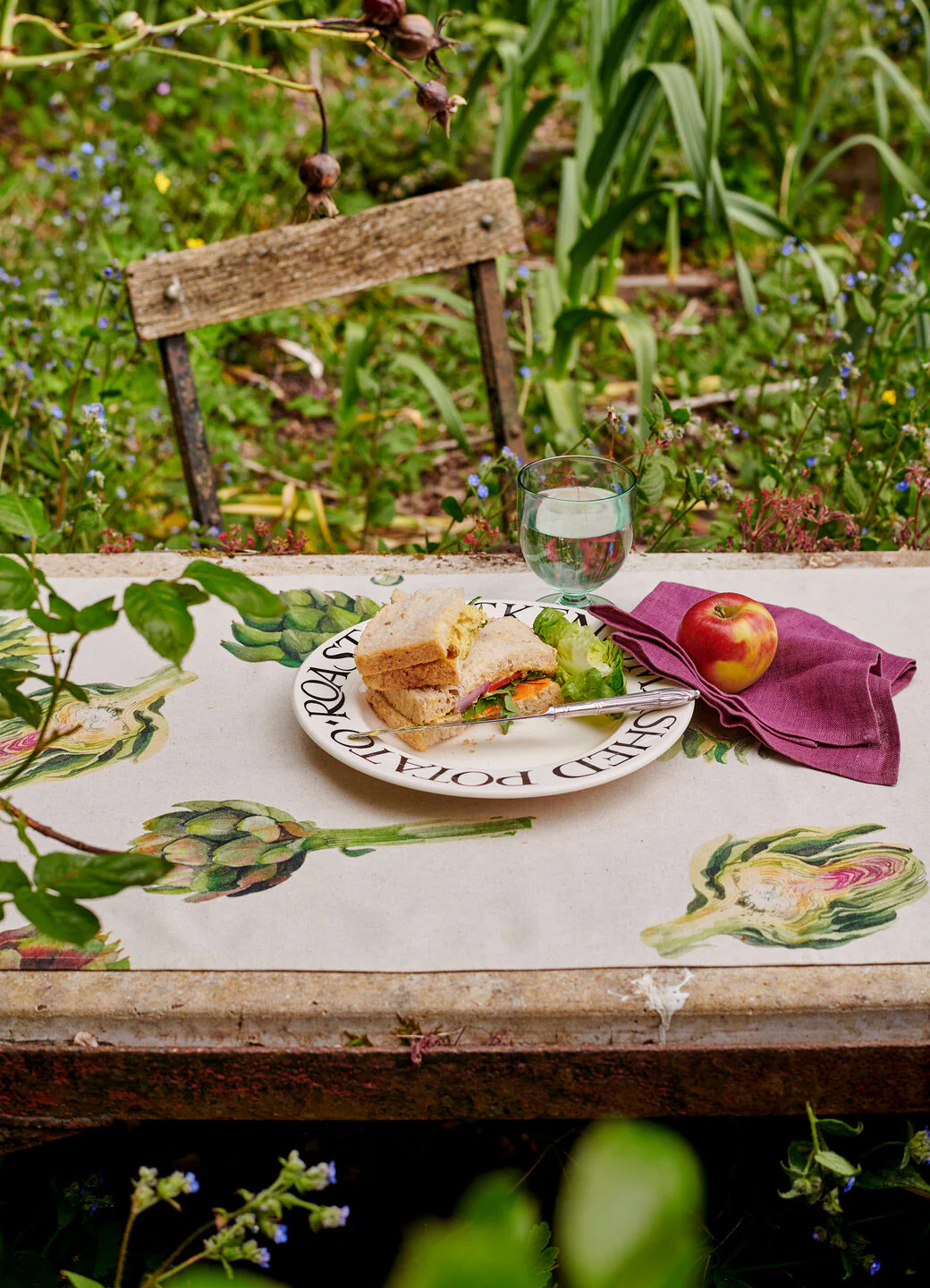 Seconds Black Toast Roast Chicken Large Dinner Plate, 10.5 Inch - Image 4